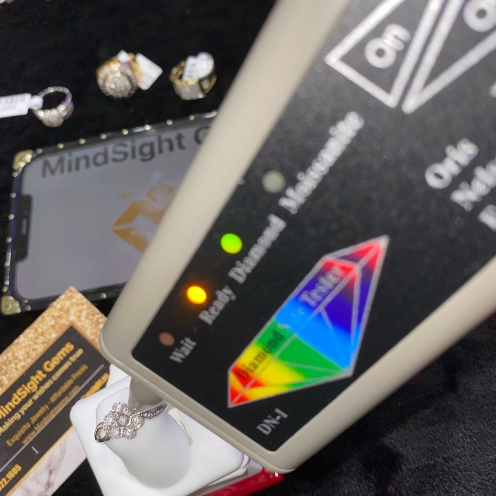 Real diamond beautiful flower ring for women best gift for birthday anniversary - Picture 3 of 4